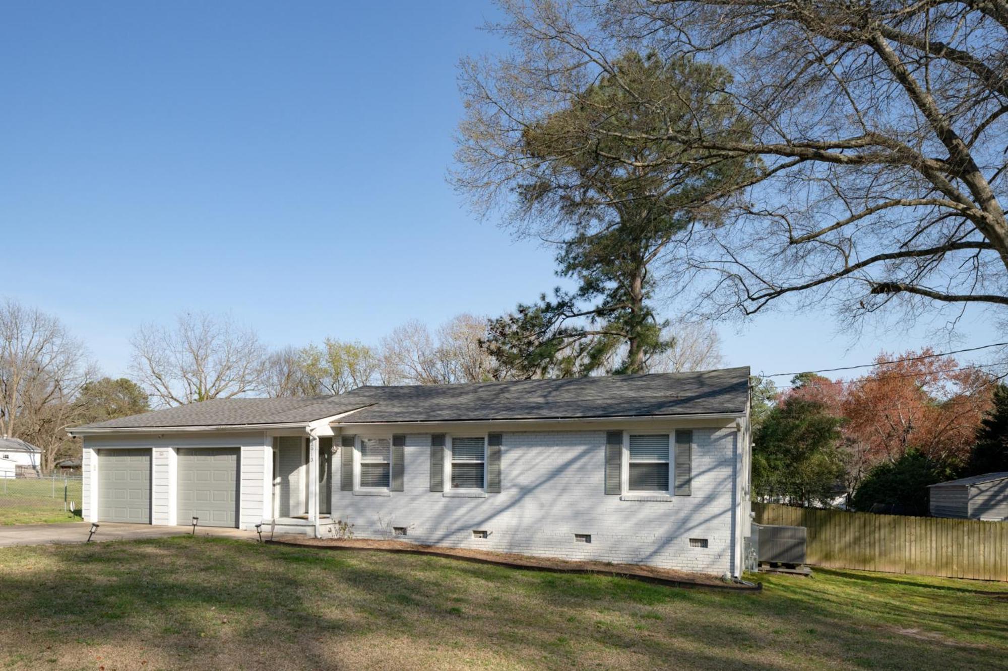 3Bed City Ranch Near Dtr Raleigh Exterior foto